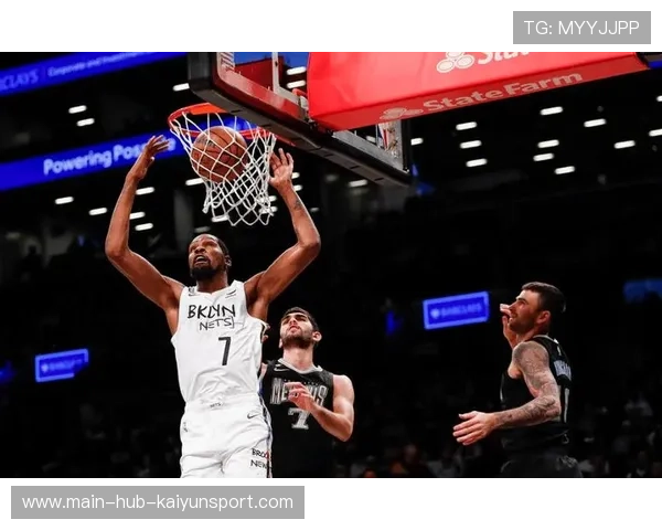 篮网以坚韧精神争夺季后赛资格，篮网队晋级